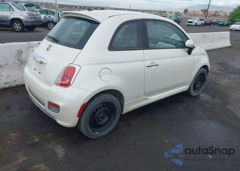 2015 Fiat 500 Sport z USA, uszkodzony, nr VIN 3C3CFFBR0FT757085